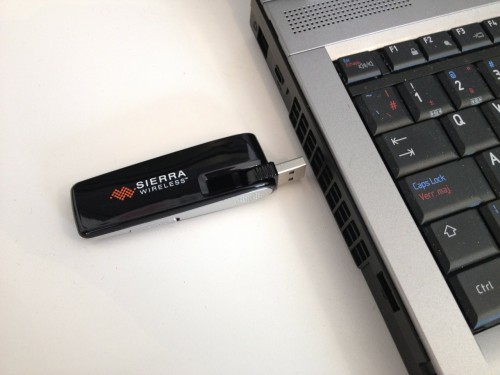 Traditional orientation of a USB modem - horizontal protrusion